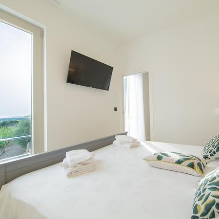 Seaside Elegance Suites 코미자 외부 사진