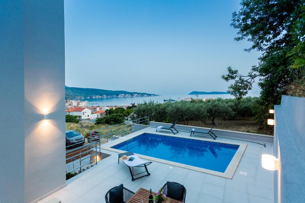 Seaside Elegance Suites 코미자 외부 사진