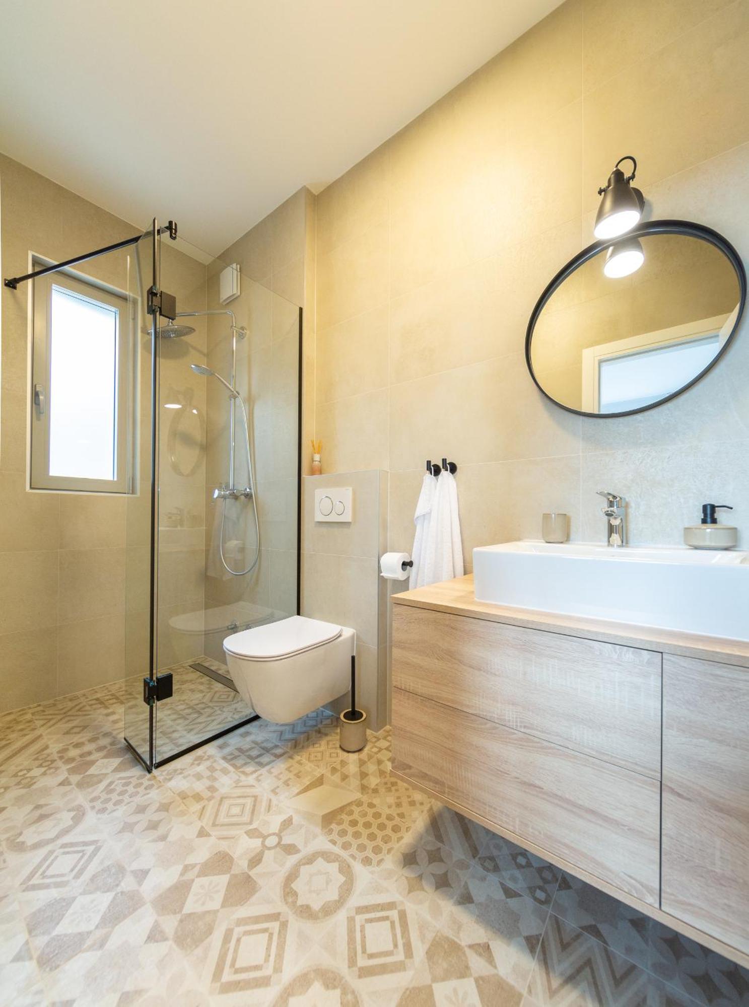 Seaside Elegance Suites 코미자 외부 사진